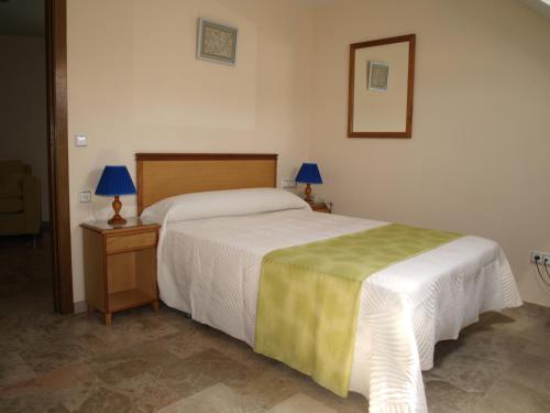 Hotel Al-Yussana Lucena Buitenkant foto