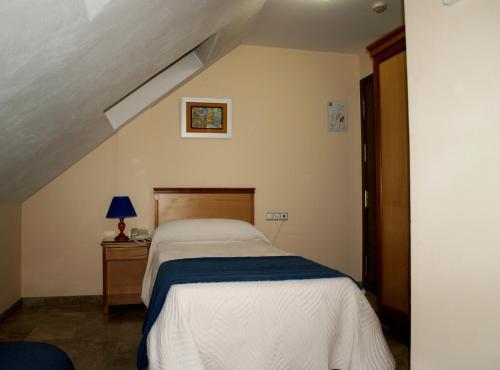 Hotel Al-Yussana Lucena Buitenkant foto
